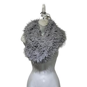tucker tate gray faux fur infinity scarf